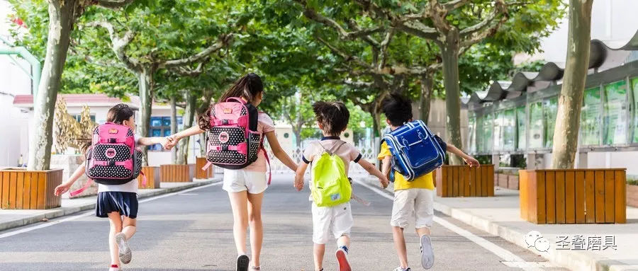 我的爸爸是一個做磨料磨具的工人... 我的爸爸是一個做磨料磨具的工人...